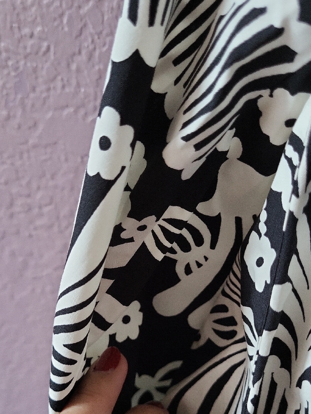 Banana Republic Black and White Floral Midi Dress - Picture 8 of 12